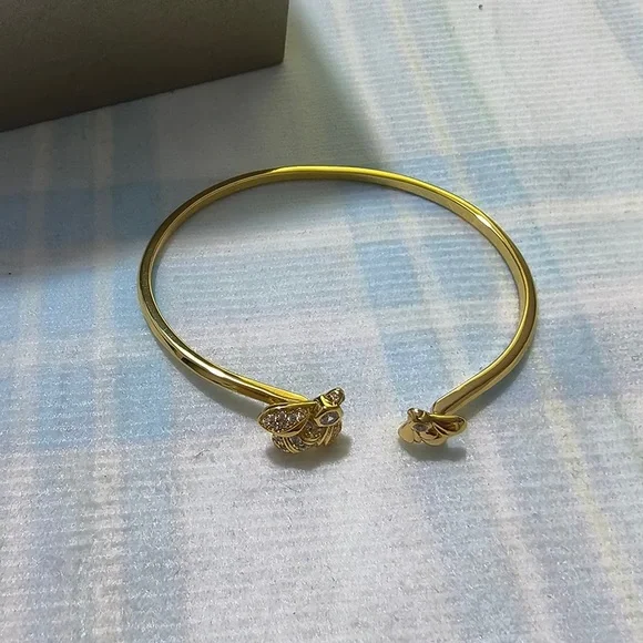 CHAUMET Bee-Shaped Bangle